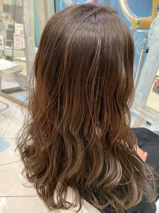 ロング ツヤ髪🌈髪質改善 🌈ナカゴシのヘアスタイル