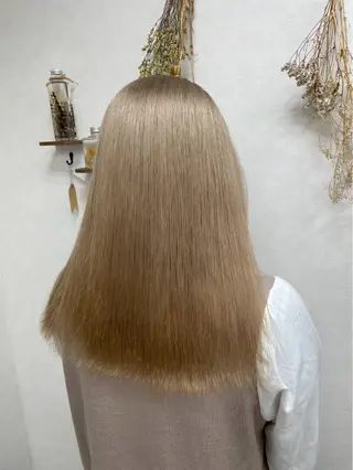 カラー ブリーチカラー HAZUKI🦖のヘアスタイル