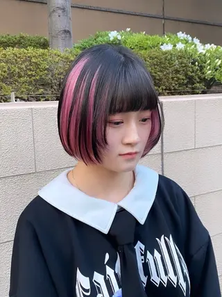 ショート カラー ダメージレスブリーチ RIKU🎨のヘアスタイル