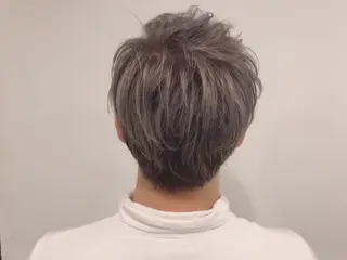 ショート カラー パーマ メンズ ちこ .のヘアスタイル