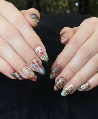 ネイル Iconic Nailのネイルデザイン