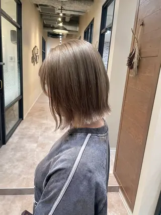 ショート ブリーチ特化🎖️ピ ンクカラー高橋さやかのヘアスタイル