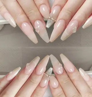 ネイル 桃子 Nail高円寺のネイルデザイン