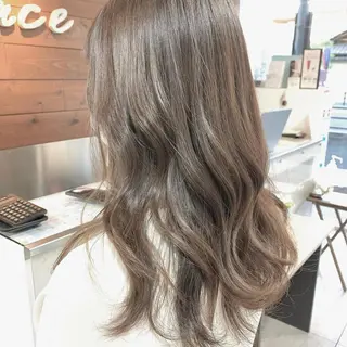 セミロング レイヤー/艶髪カラー 森本くるみのヘアスタイル