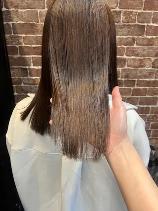 セミロング カラー パーマ ヘアアレンジ メンズ キッズ ネイル マツエク・マツパ アイブロウ 久木原 ゆりのヘアスタイル