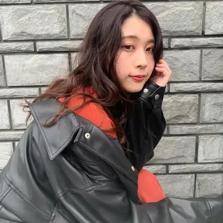 カラー RuLaN AMIのヘアスタイル