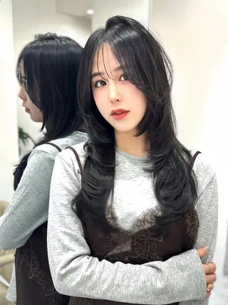 ロング 森 千風優のヘアスタイル