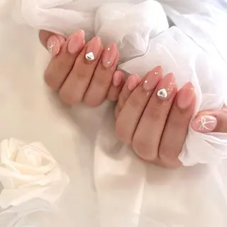 ネイル sara : salon ELVIのネイルデザイン