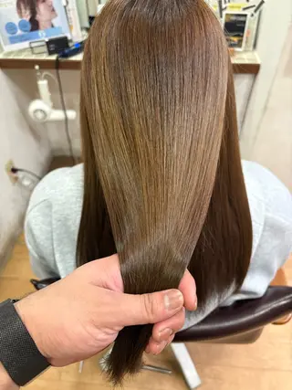 セミロング カラー 髪質改善TR特化 副店長 坂田一樹】のヘアスタイル