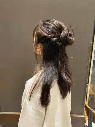 ロング カラー ヘアアレンジ ブリーチ🐰インナー ♡ハイライト♡綾🐰のヘアスタイル
