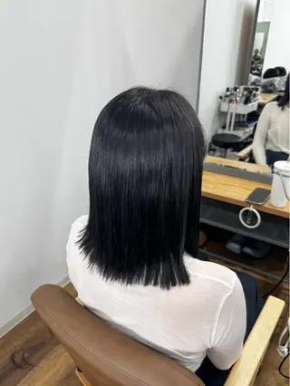 ミディアム カラー miu-YUCCA 縮毛矯正モデル募集中のヘアスタイル