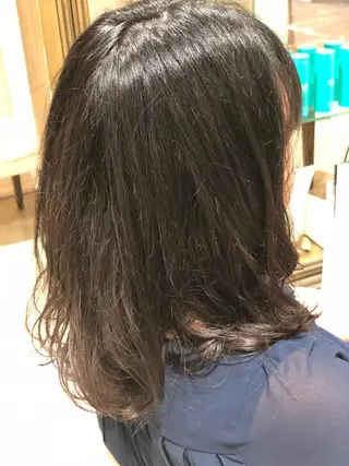 セミロング 似合う髪型見つけます AYAKAのヘアスタイル