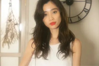 ロング カラー パーマ ヘアアレンジ 推し活専用 【派手髪】飯野ゆかりのヘアスタイル