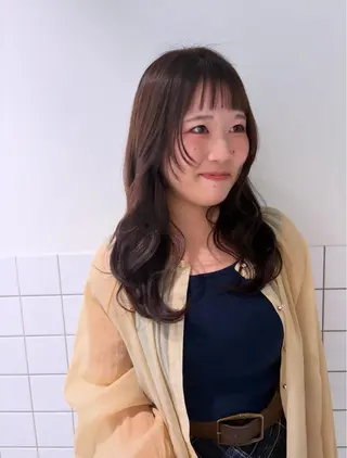 セミロング カラー 堤 麻衣子のヘアスタイル