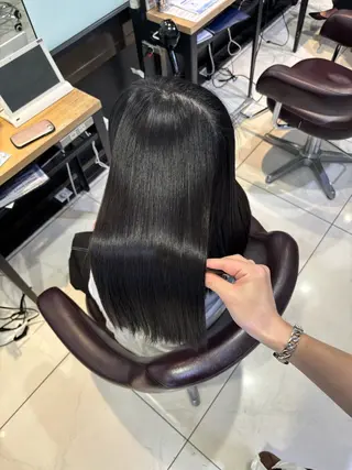 ロング カラー 🩵レイヤー✖︎ 髪質改善🩵リョウヤのヘアスタイル
