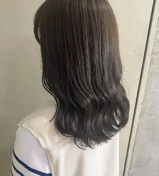 ミディアム カラー 清村 和音のヘアスタイル