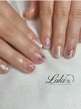 ネイル Laki nailのネイルデザイン