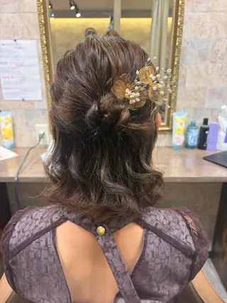 ミディアム 前田 みのりのヘアスタイル