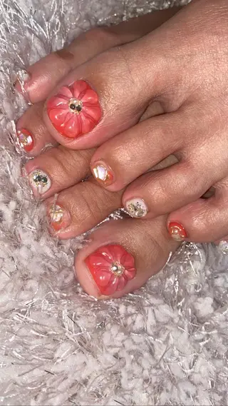 ショート カラー ネイル tetty nailsalonのネイルデザイン
