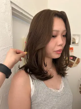 ミディアム カラー maho/垢抜け パーマカラーのヘアスタイル