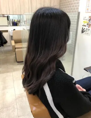 ロング アトリエニューヨーク 三ノ輪店のヘアスタイル