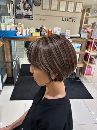カラー luck みうのヘアスタイル