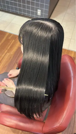 セミロング 伊藤 拓哉のヘアスタイル