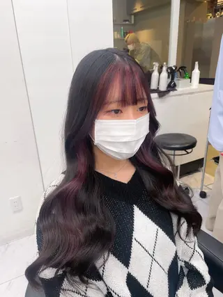 ロング カラー 抜け感レイヤー︴ ニュアンスカラーのヘアスタイル