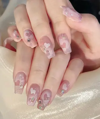 ネイル D-BEAUTY Nailsalonのネイルデザイン