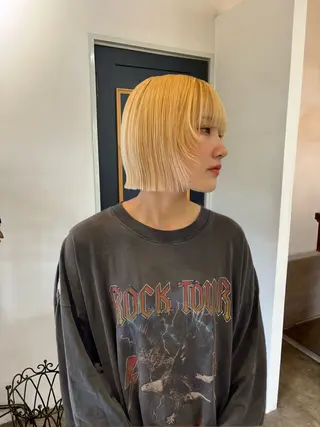 ミディアム カラー 縮毛矯正ボブ&顔まわ レイヤー♡TOMOEのヘアスタイル