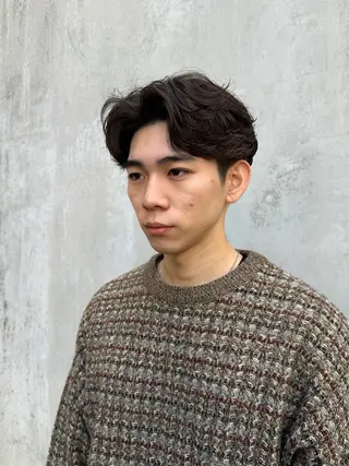 ミディアム パーマ メンズ 💈原宿指名No.1 センターパート💈のヘアスタイル