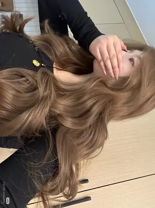 ロング ナナ♡レイヤーカット ♡似合わせカラーのヘアスタイル