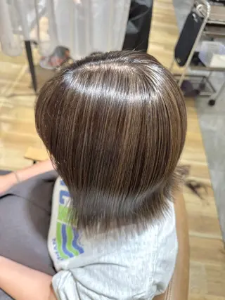 ミディアム カラー ツチイ リョウタのヘアスタイル