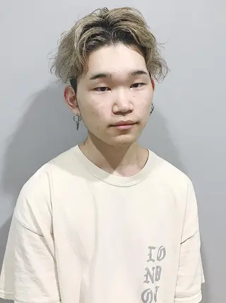 ショート カラー メンズ 山下 亮輔のヘアスタイル