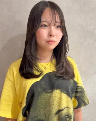 セミロング 💎寒色特化💎 透明感カラーみきのヘアスタイル