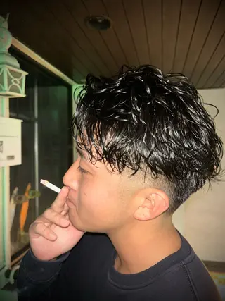 パーマ メンズ 菅 大空翔のヘアスタイル