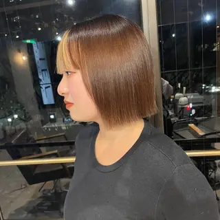 ショート Mimi🎀ブリーチ なし透明感 Ｗカラーのヘアスタイル
