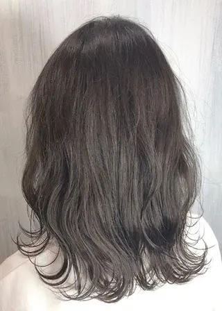 ミディアム 🌼たけや みのり🌿のヘアスタイル