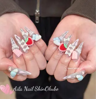 ロング Aila Nail Shinokuboのネイルデザイン
