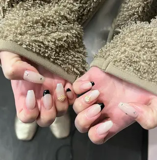 ネイル SALON ELVI.のネイルデザイン