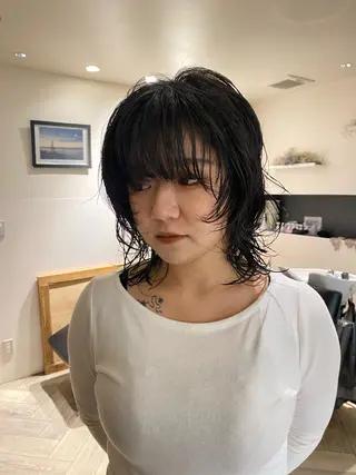 ミディアム パーマ ナチュラルヘア🫧 ナナミのヘアスタイル