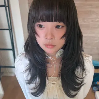 ロング 顔周りレイヤー/ 透明感カラー/むうのヘアスタイル