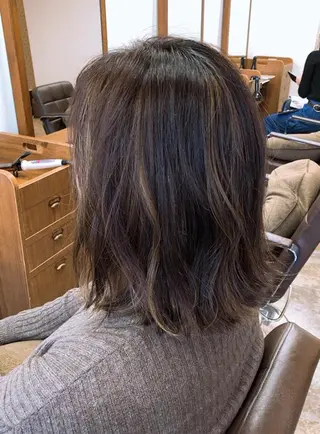 ミディアム 伸びても可愛いカラー 愛甲竜佑のヘアスタイル