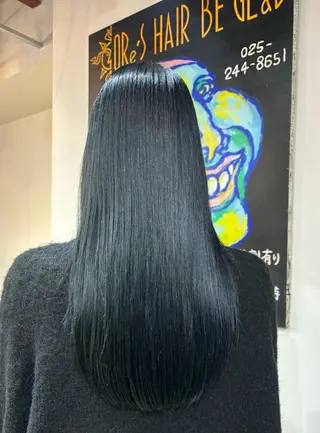 ロング イデカワ リナのヘアスタイル