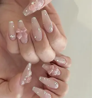 ネイル Mimi Nail_Royalのネイルデザイン