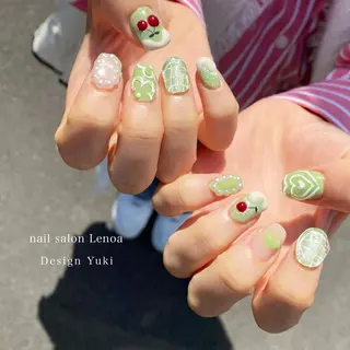 ネイル Tielu Yukiのネイルデザイン