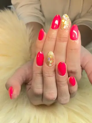 ネイル 土屋 智子のネイルデザイン