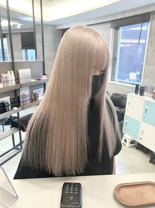 ロング カラー ハイトーン特化サロン 🍑momo🍑のヘアスタイル