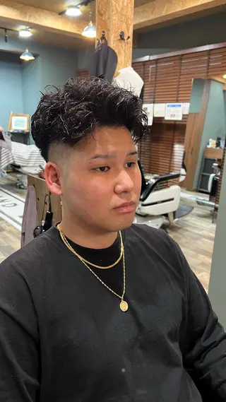 ショート 荻沼 快のヘアスタイル