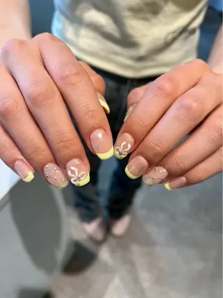 ネイル aoba🧁🎹 カラー/ネイルのヘアスタイル